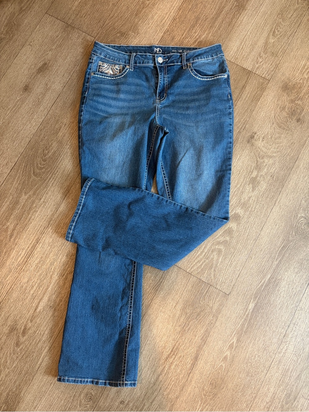 NYDJ Mid-Rise Straight Leg Blue Jeans